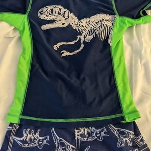 Swim suit with rashgaurd